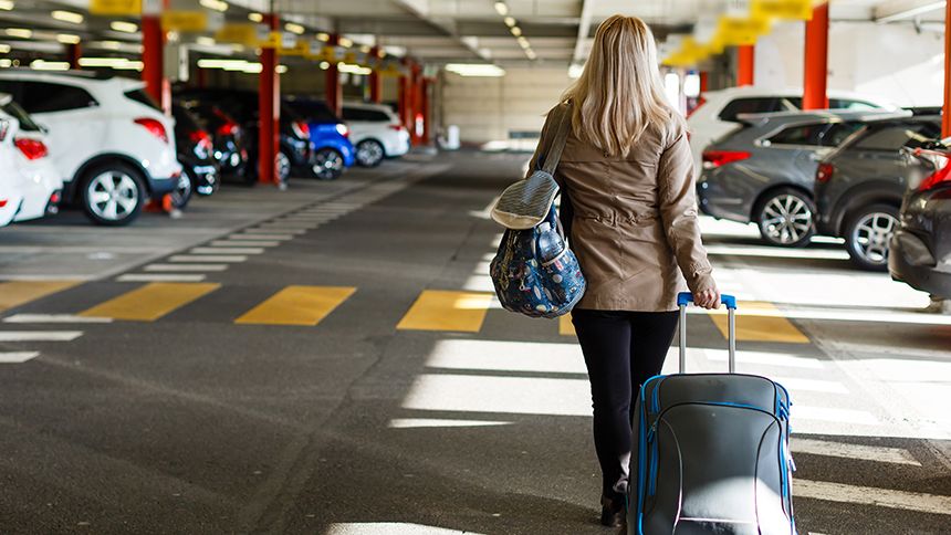 Looking4Parking - Up to 60% off airport parking