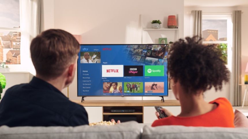 Top Broadband and TV deals - Sky Entertaiment + Netflix | £26 a month