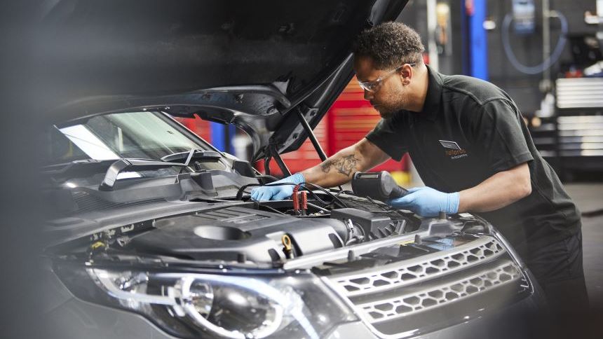 Halfords Autocentre - Free MOT with a full or Major service for Carers