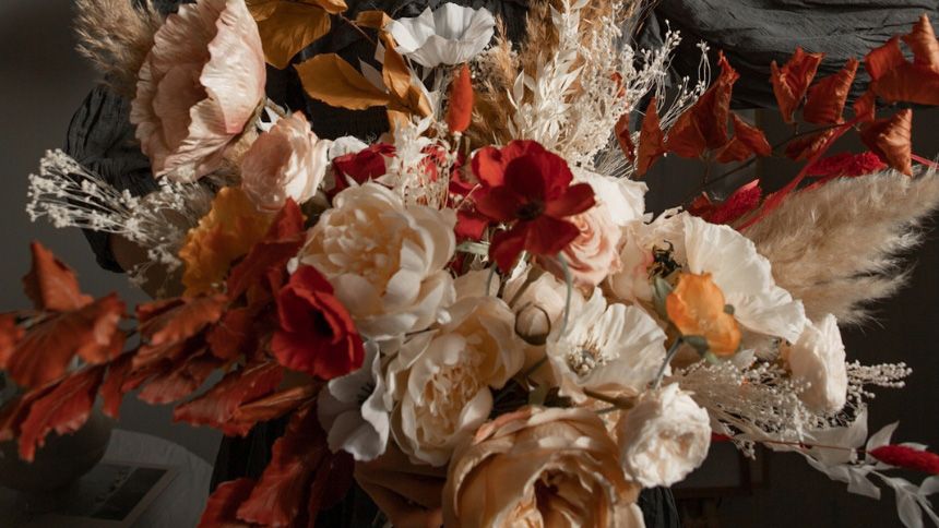 Hidden Botanics - Dried Wedding Flowers & More - 12% Carers discount